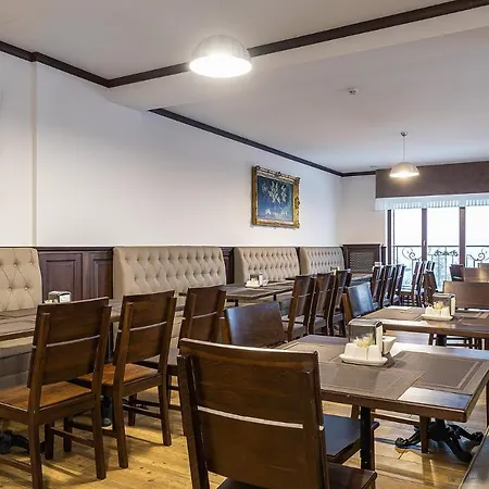 Карпатська Ружа Hotel