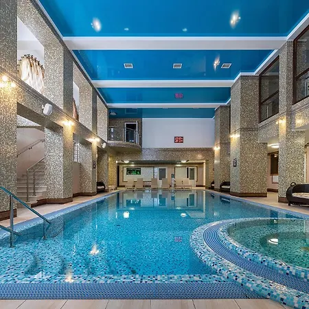 Hotel Карпатська Ружа 5*