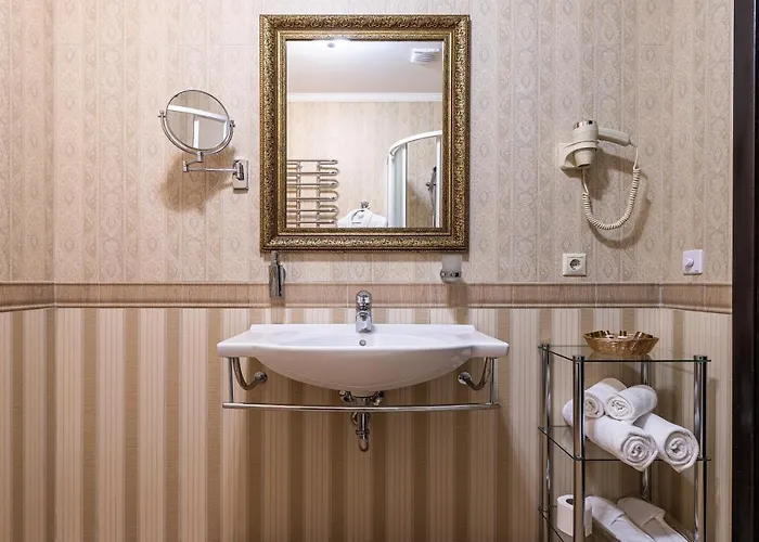 Карпатська Ружа Otel
