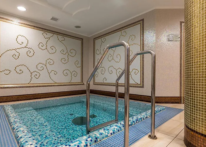 Карпатська Ружа Otel 5*